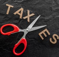 420-everett-street-n-overtaxed-by-8-percent